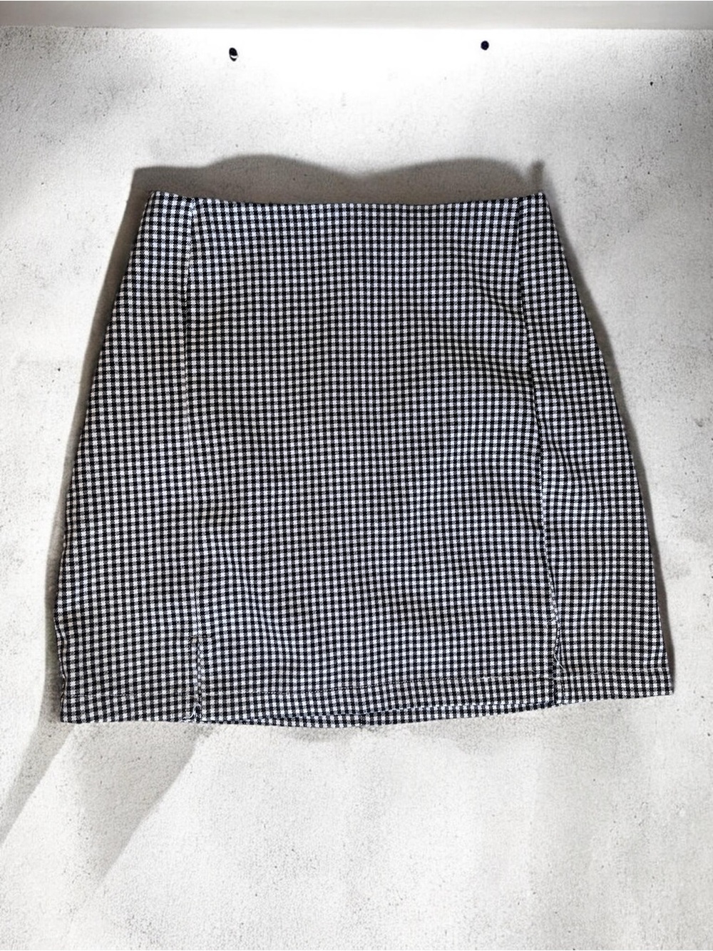 Brandy Melville Black & White Gingham Mini Skirt